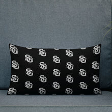 Load image into Gallery viewer, Samuel Gulliver & Co. Premium Pillow