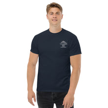 Load image into Gallery viewer, Gulliver's 47 Men's heavyweight tee